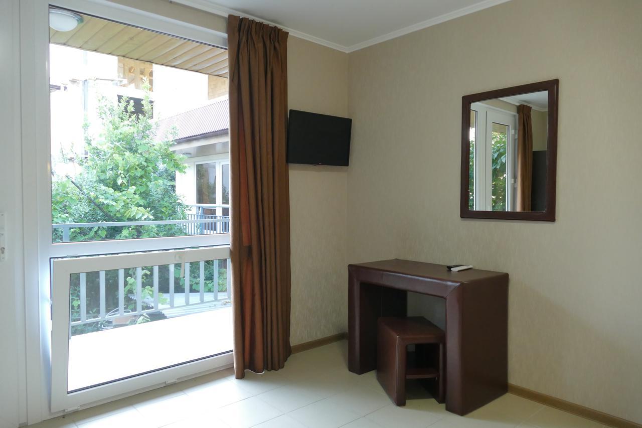 Astoria Comfort Hotel New Athos Exteriör bild